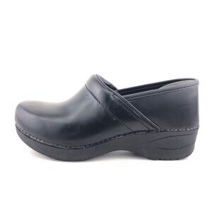 Dansko XP 2.0 Black Pull Up Clogs EUR 38